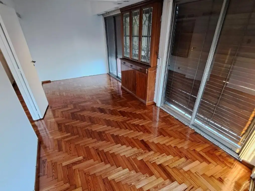 Трёхкомнатная квартира в Avellaneda