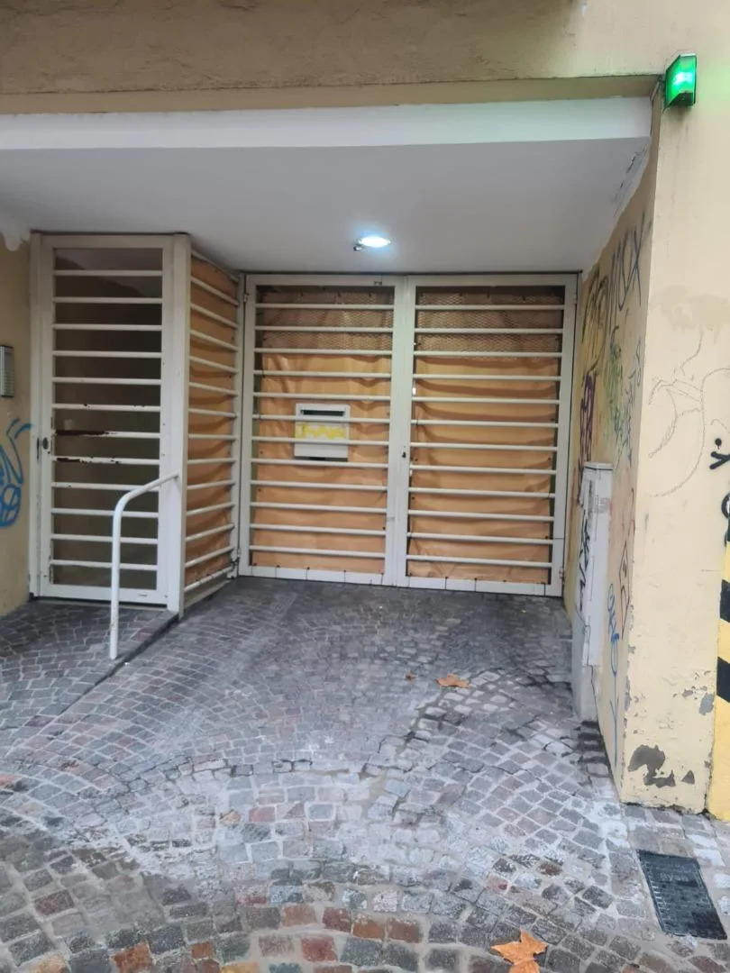 Studio apartment with balcony and parking in Villa Ballester