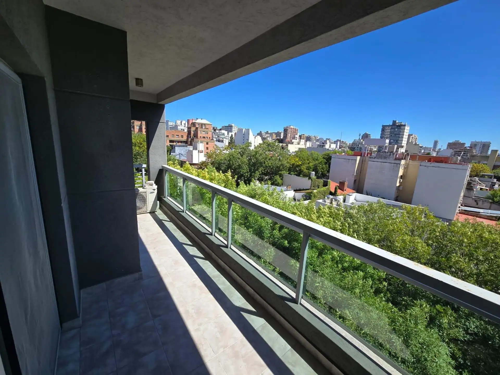 Квартира с 1 спальней и балконом в Núñez