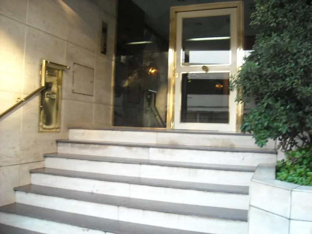 Two-room apartment in Vicente López (Vías/Río)