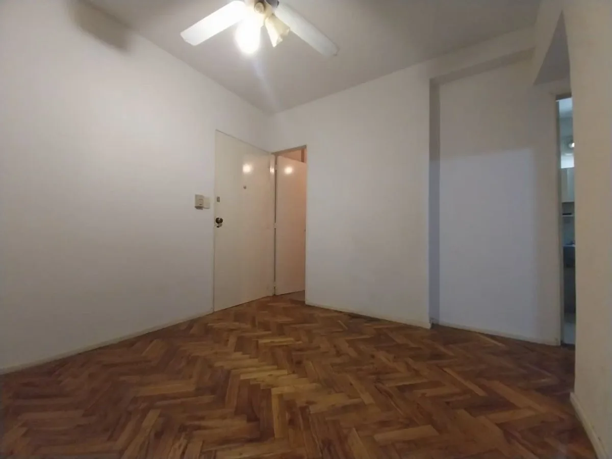 Apartamento de 2 ambientes com 1 dormitório em Recoleta