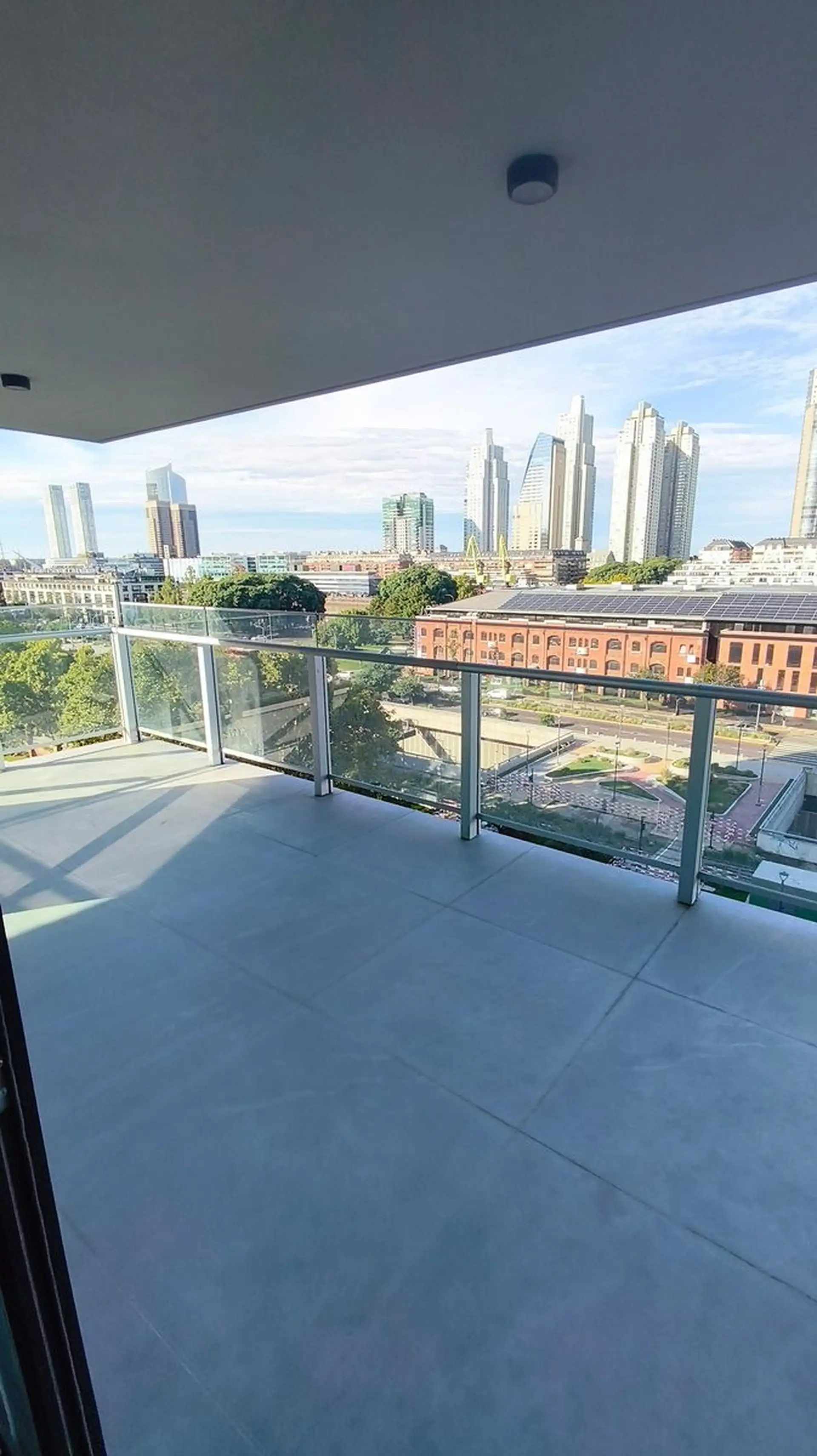 Apartamento de 3 ambientes com 2 quartos e vaga de garagem em Puerto Madero