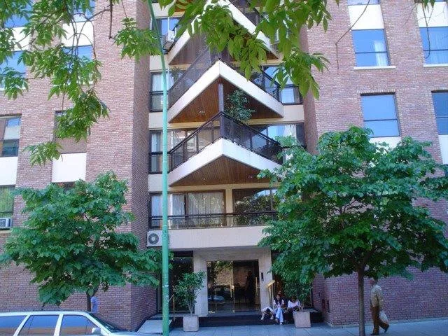 Three-room apartment with 2 bedrooms in Belgrano