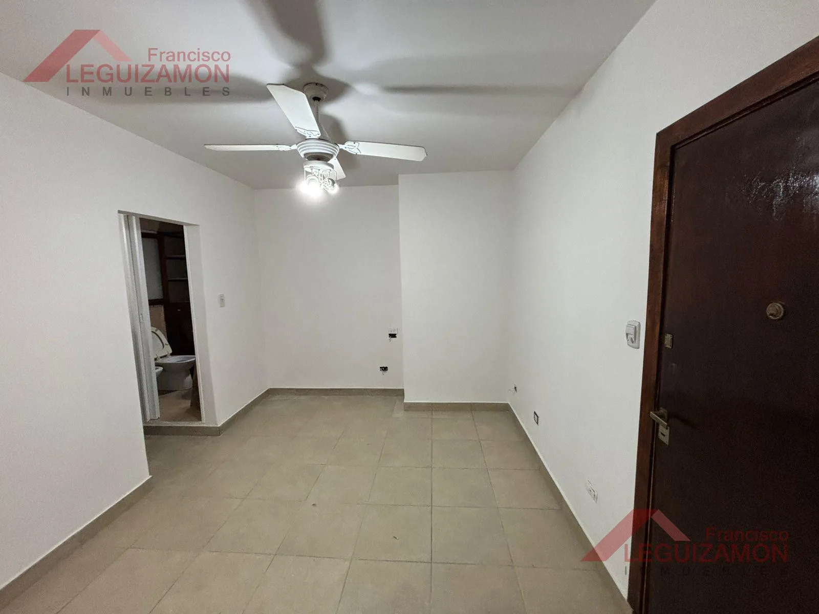 Departamento de 3 ambientes en Ramos Mejía