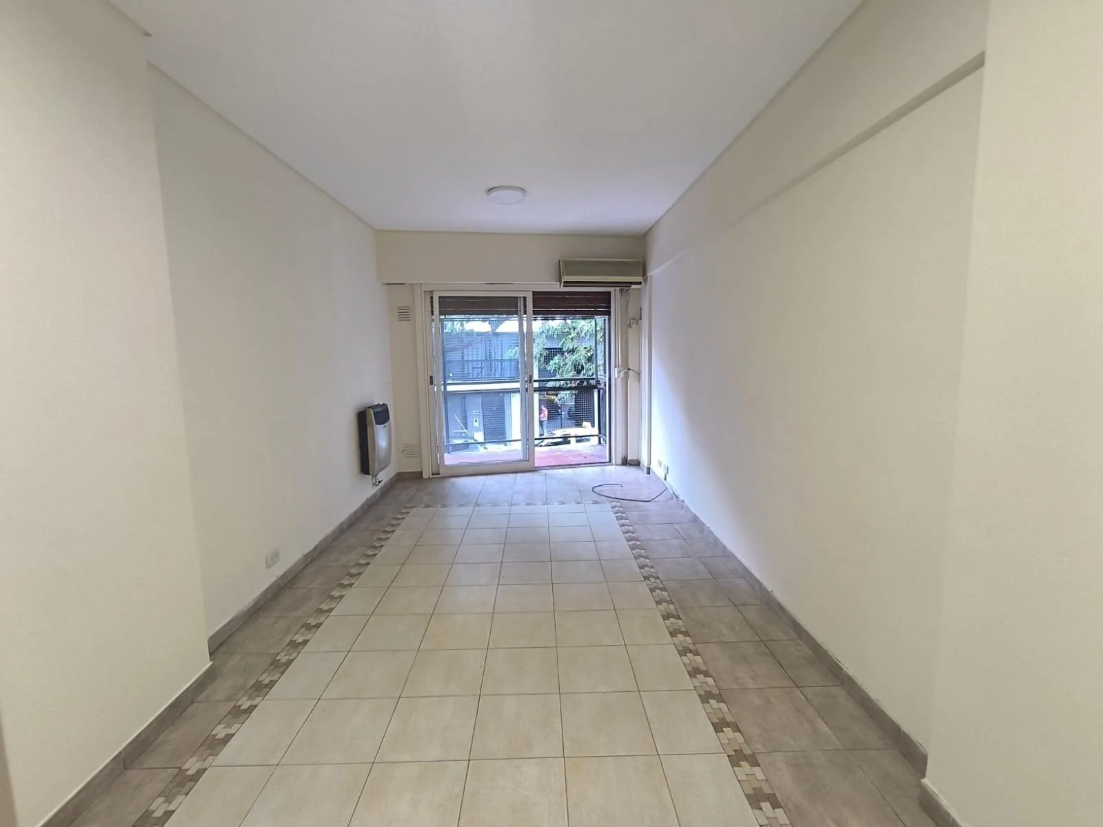 Departamento de 3 ambientes con balcón en Almagro