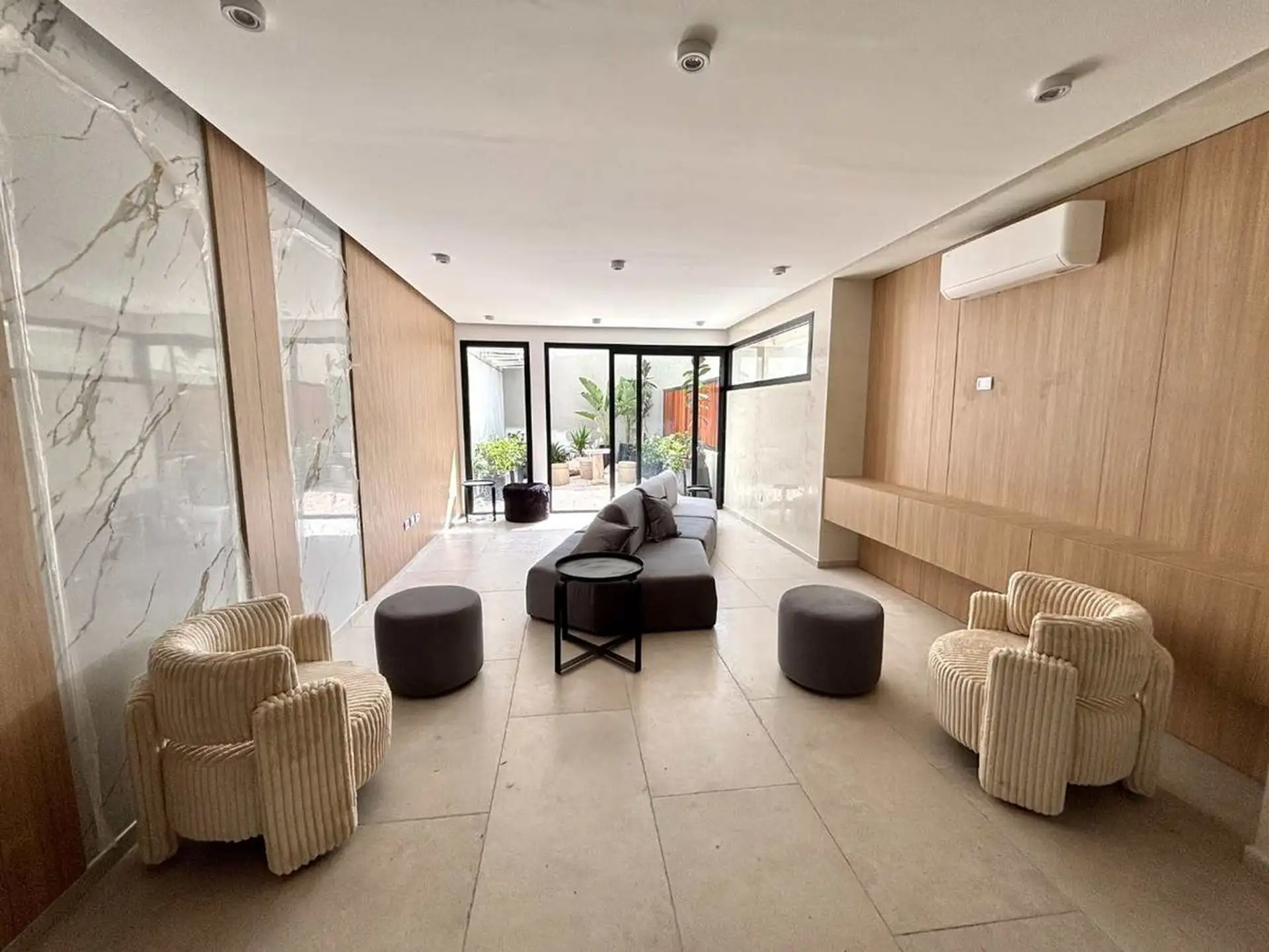 Departamento de 2 ambientes con cochera en Ituzaingó Norte