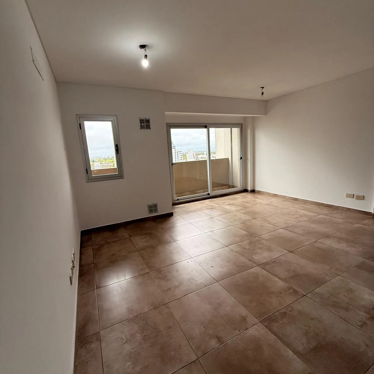 Two-bedroom apartment for rent in Lomas de Zamora