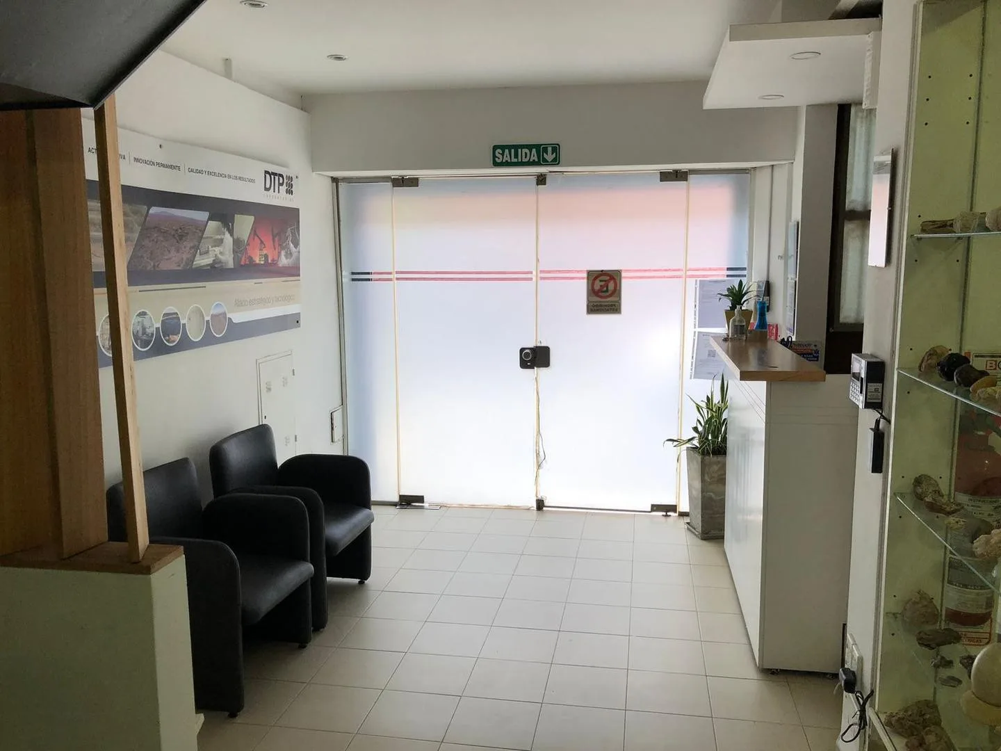 Five-bedroom house in Villa General Mitre