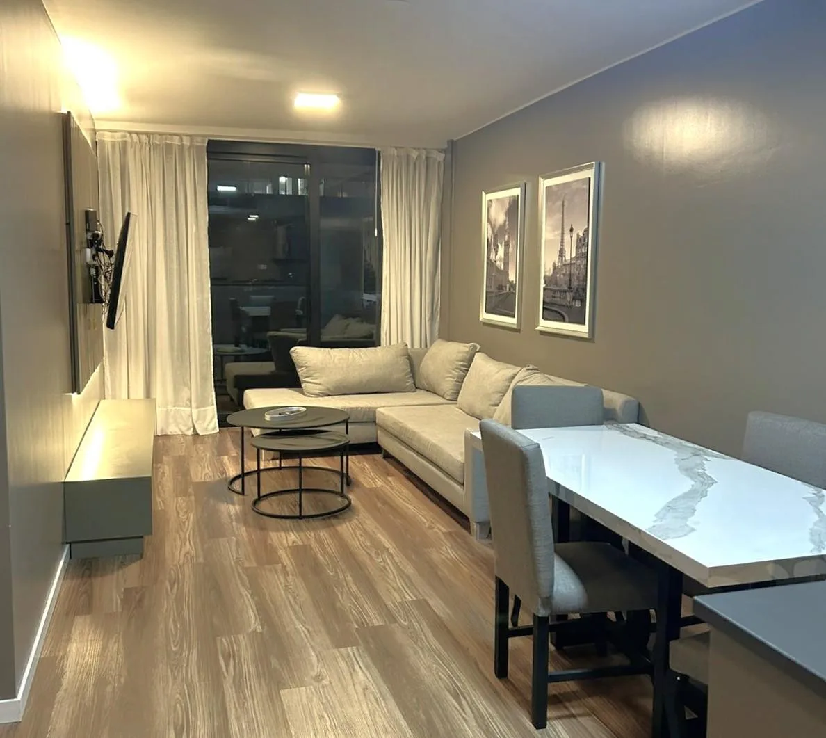 Apartamento de 2 ambientes com 1 suíte e vaga de garagem fixa em Puerto Madero