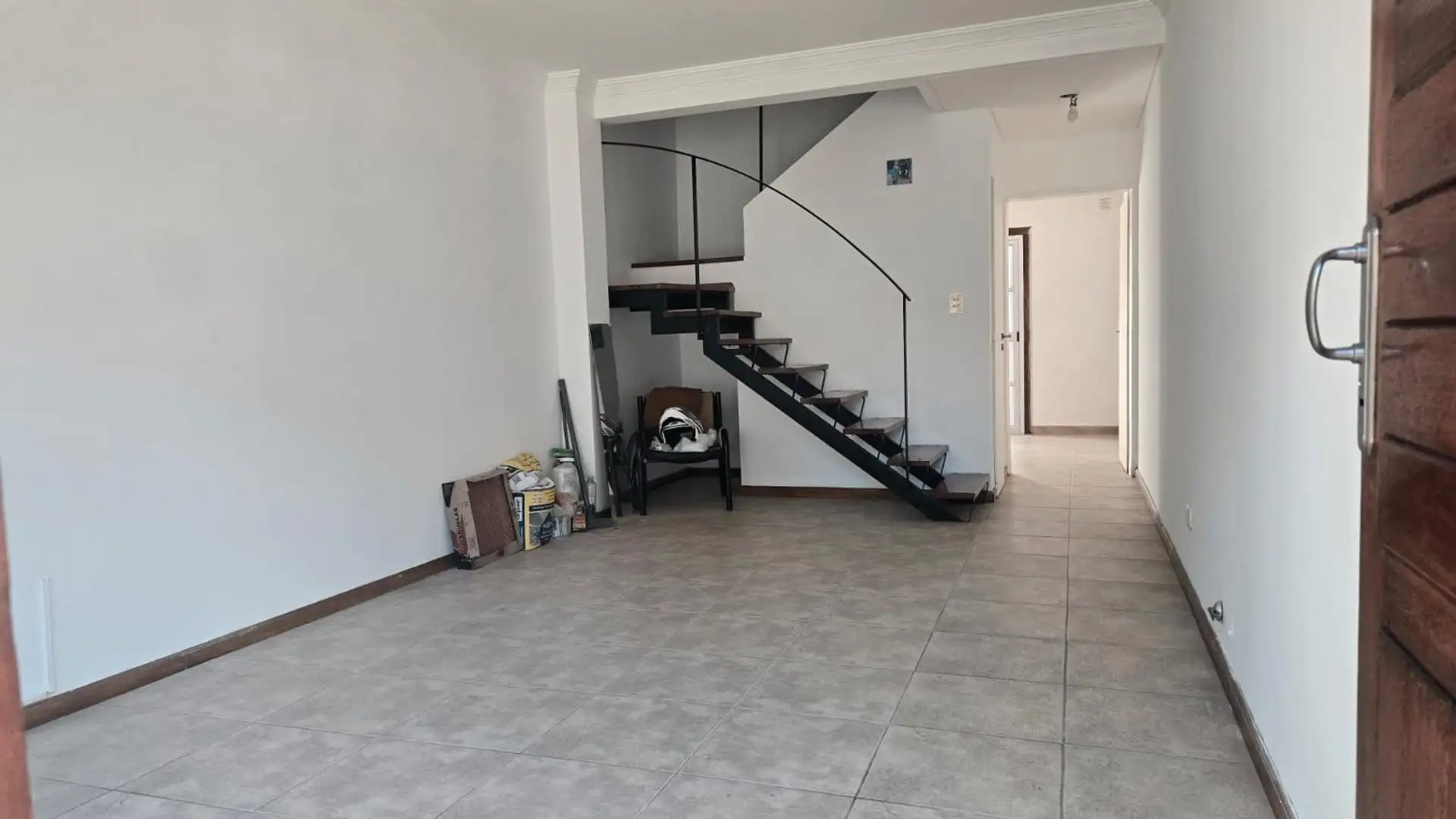 Three-bedroom triplex apartment in Ramos Mejía