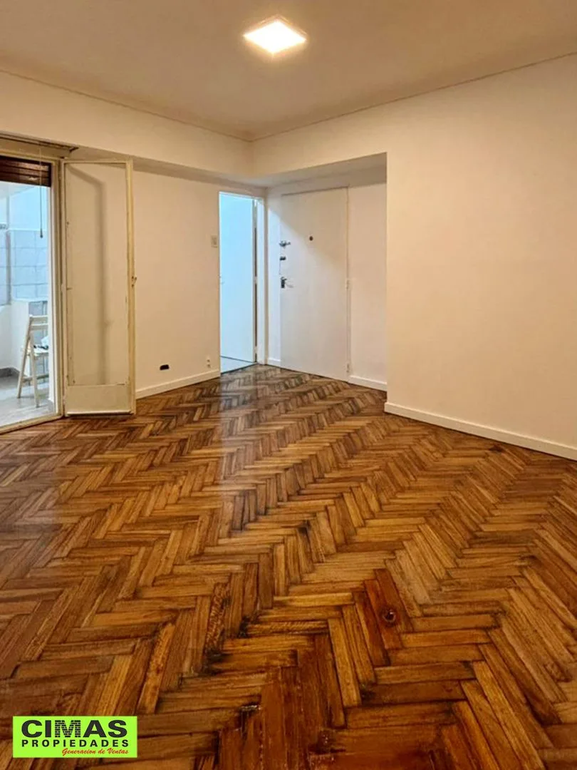 Квартира с 1 спальней и двориком в Villa del Parque