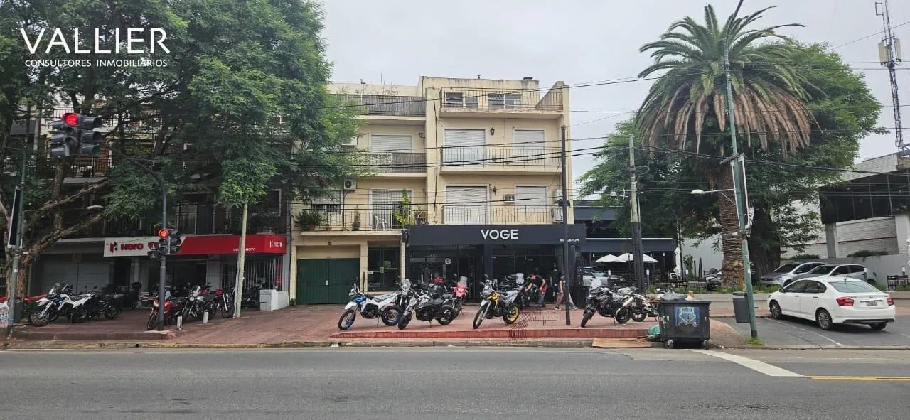 Apartamento de três ambientes com 2 dormitórios em Martínez