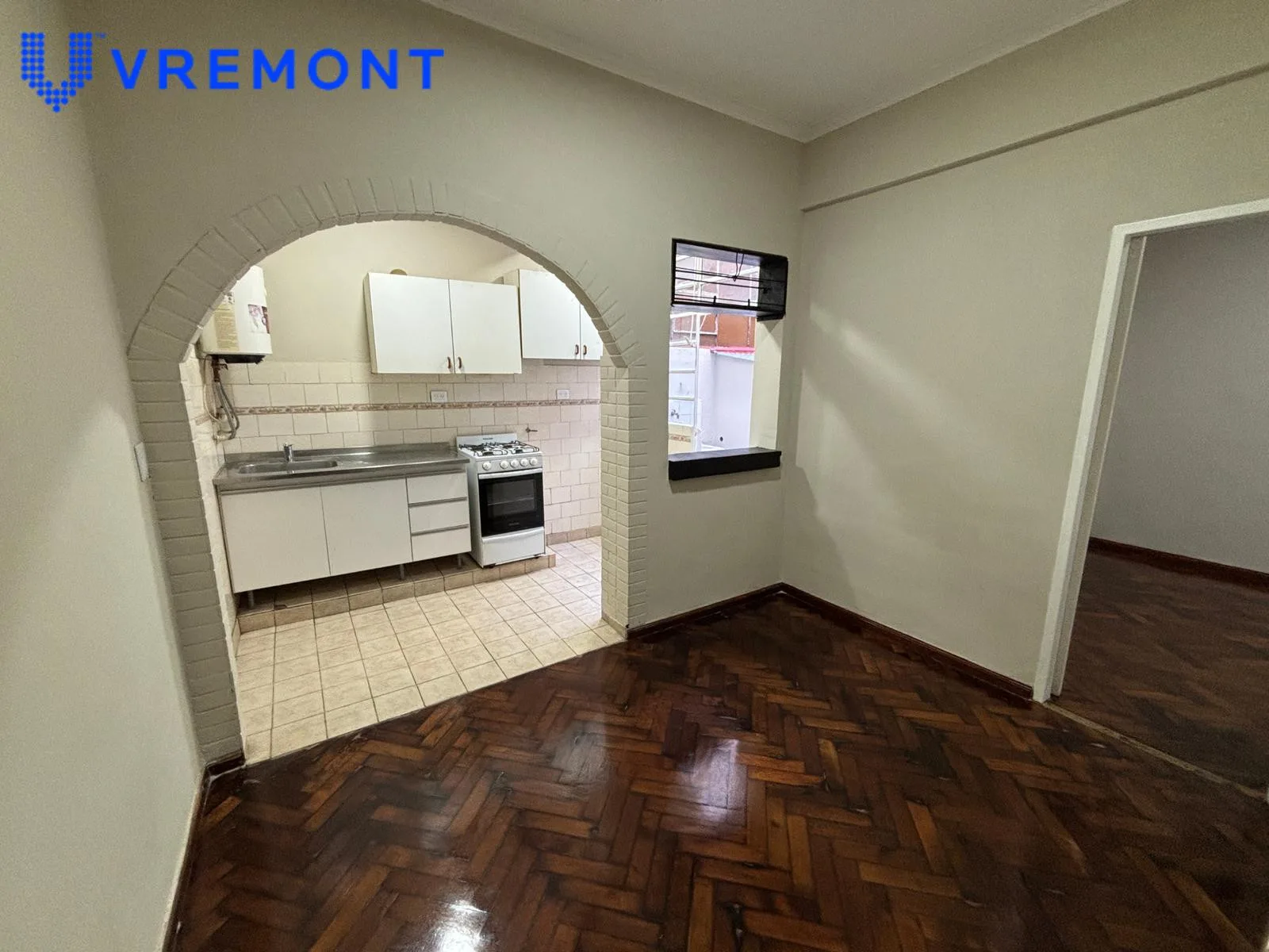 Apartamento de 2 ambientes térreo em Balvanera