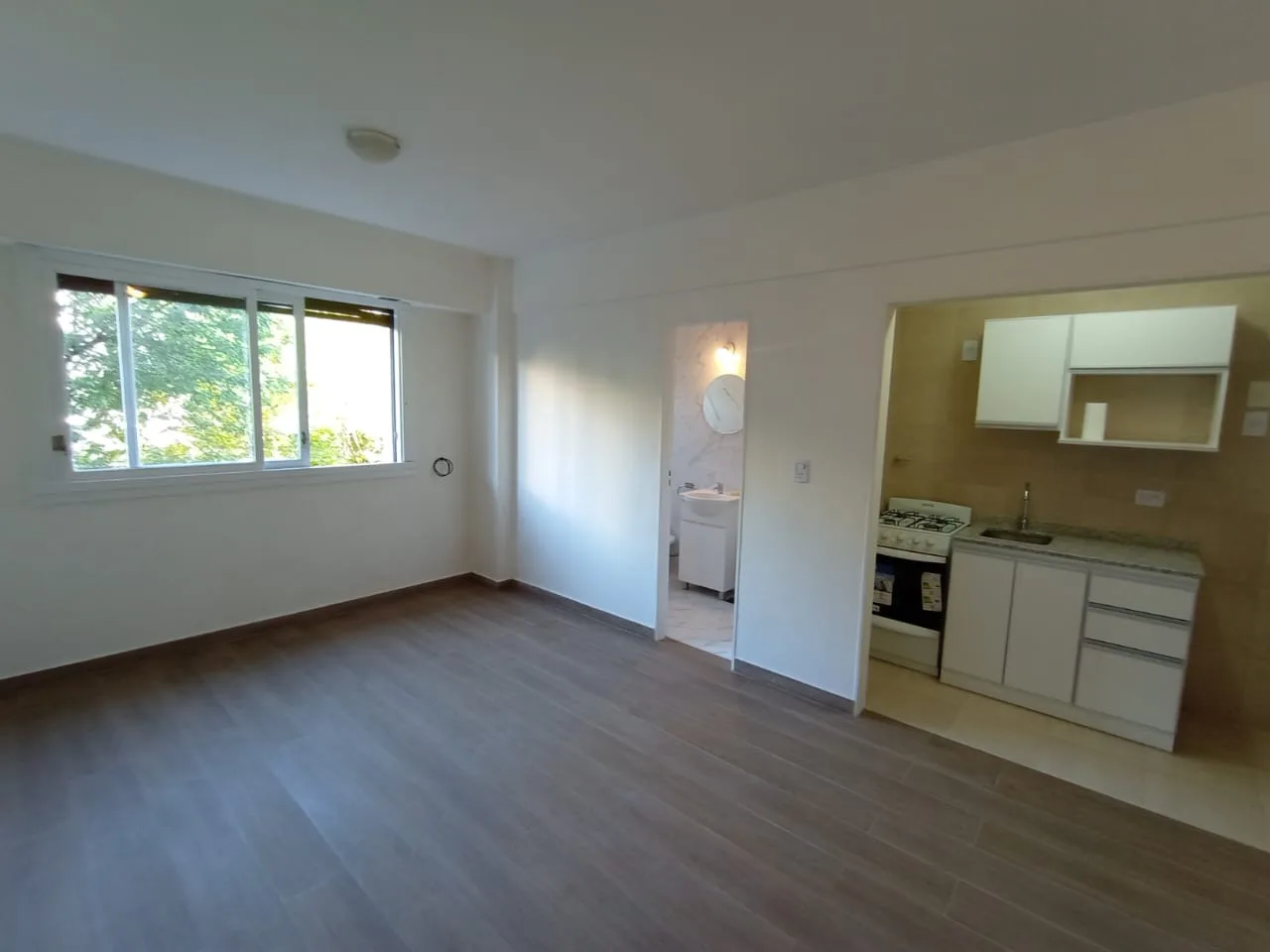 Departamento de 1 dormitorio al frente en Villa del Parque