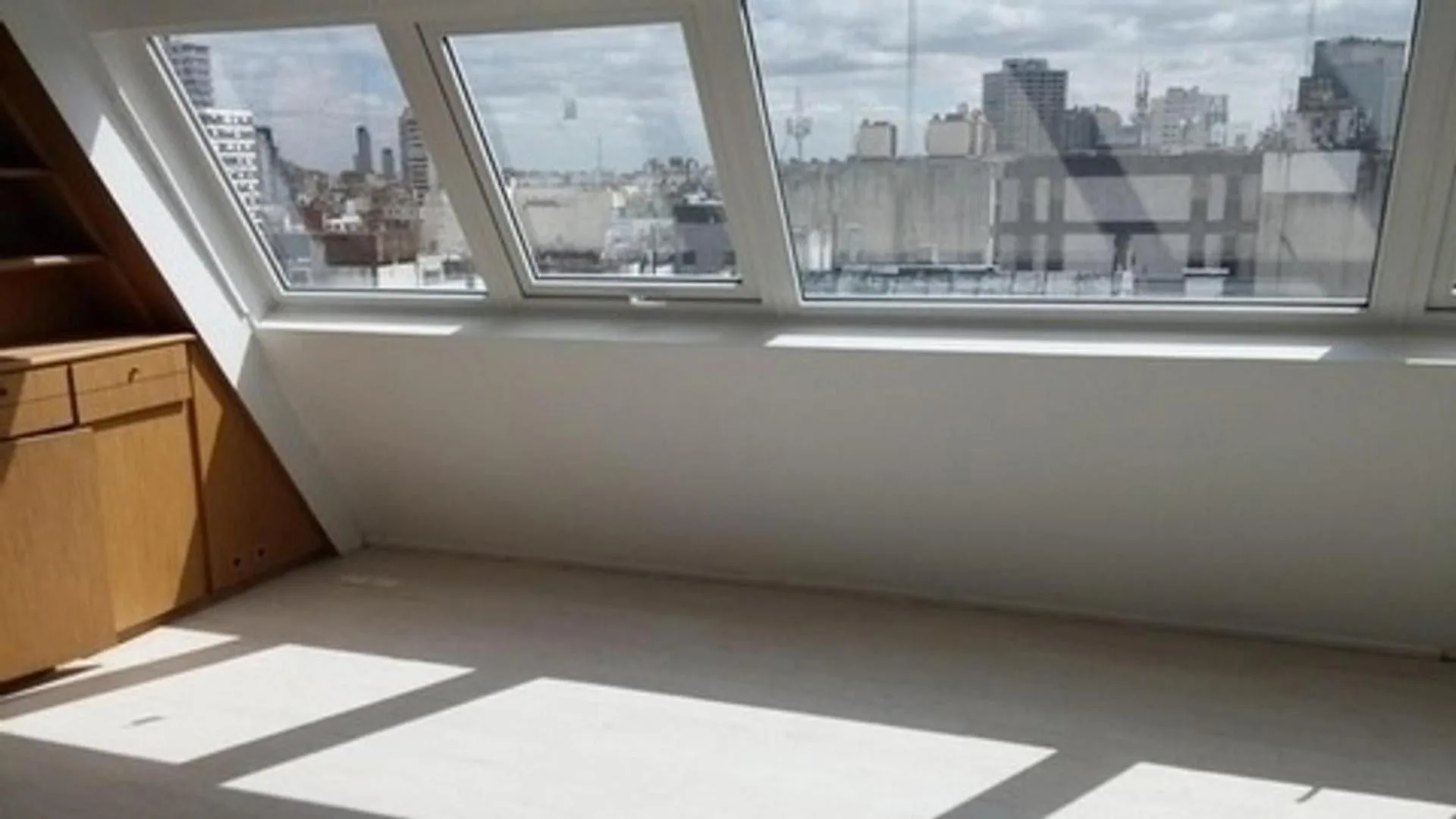 Квартира с 2 спальнями и окнами на улицу в Retiro