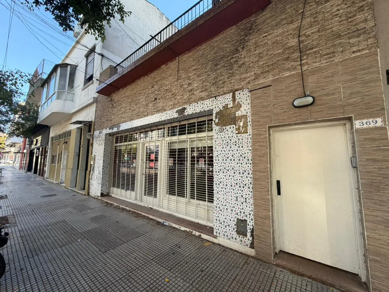 PH con local comercial y vivienda en Parque Chacabuco