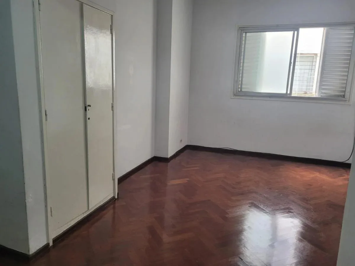 Departamento monoambiente en primer piso en Balvanera