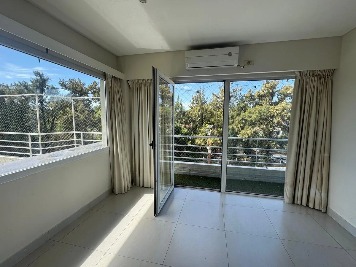 Apartamento de dois ambientes com 1 dormitório em Beccar Alto