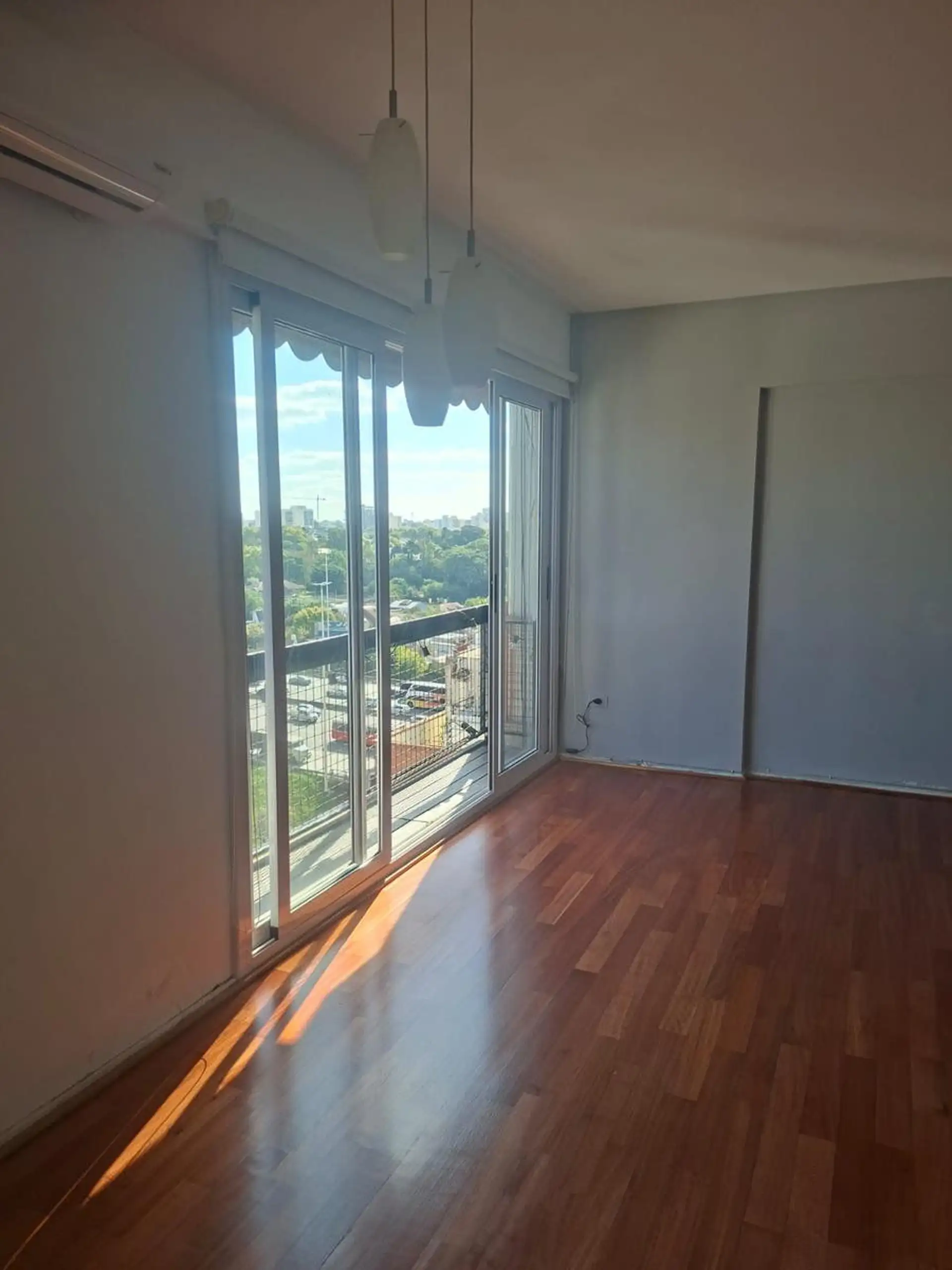 Duplex three-room apartment with balcony in Núñez