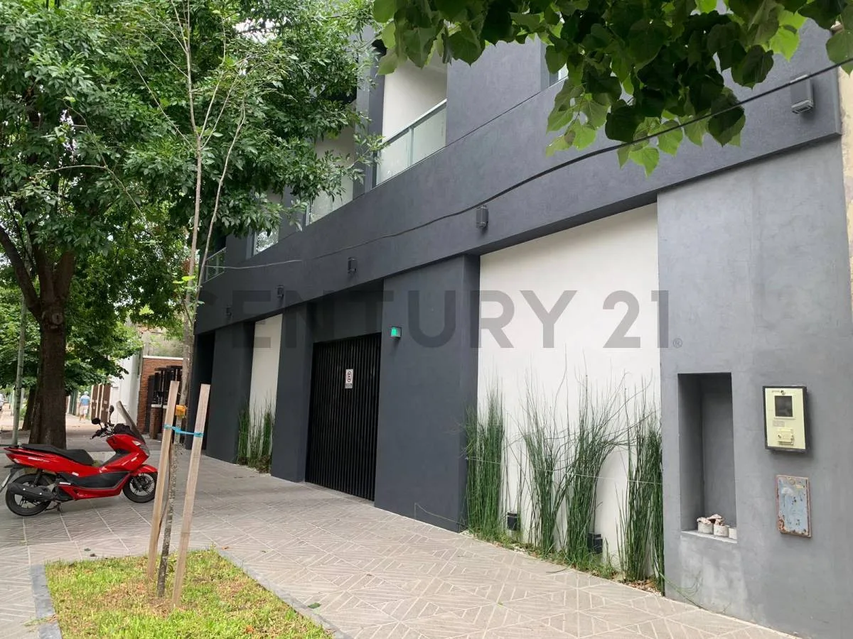 Apartamento novo de 1 quarto com varanda em Villa Devoto