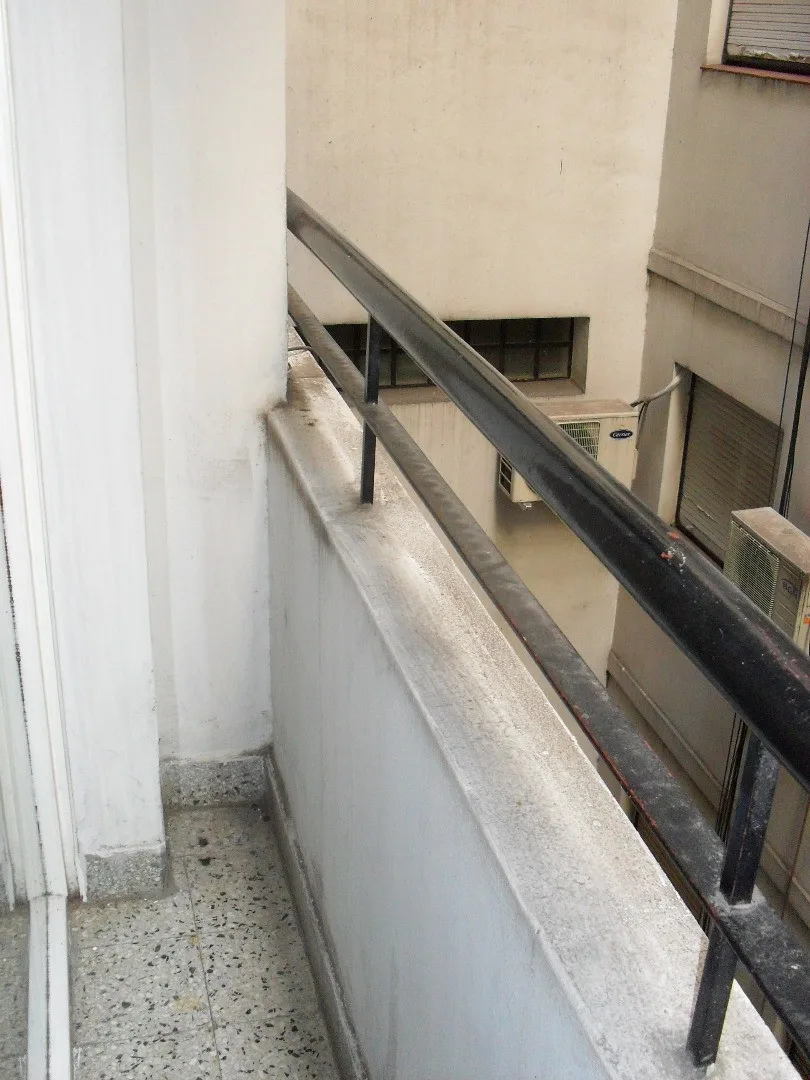 Apartamento de dois ambientes com 1 quarto em Barracas