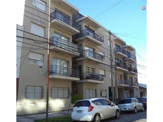 Two-room apartment in Lomas de Zamora near Banfield