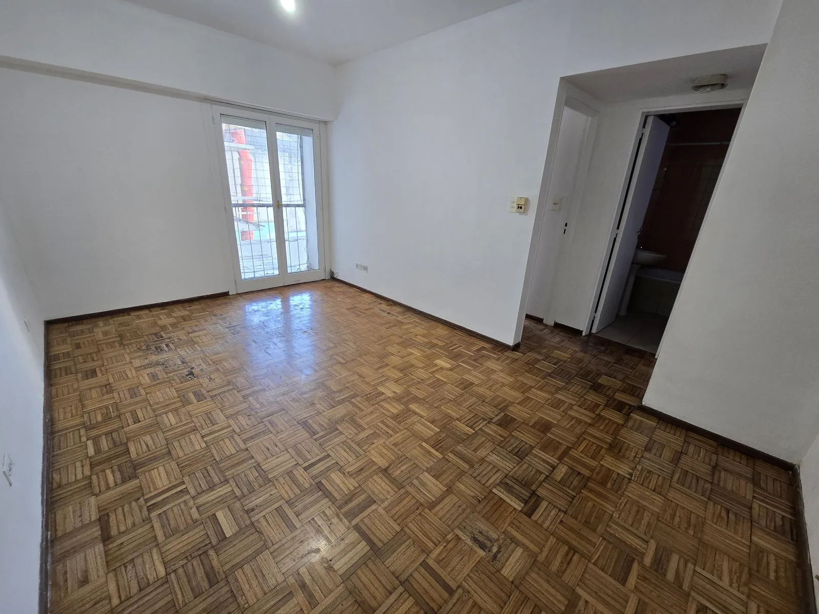 Departamento de 2 ambientes con balcón francés en Villa Ortúzar