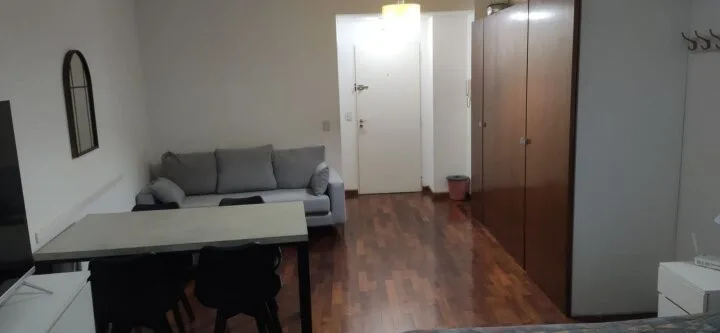 Monoambiente amoblado de 36 m² en Balvanera