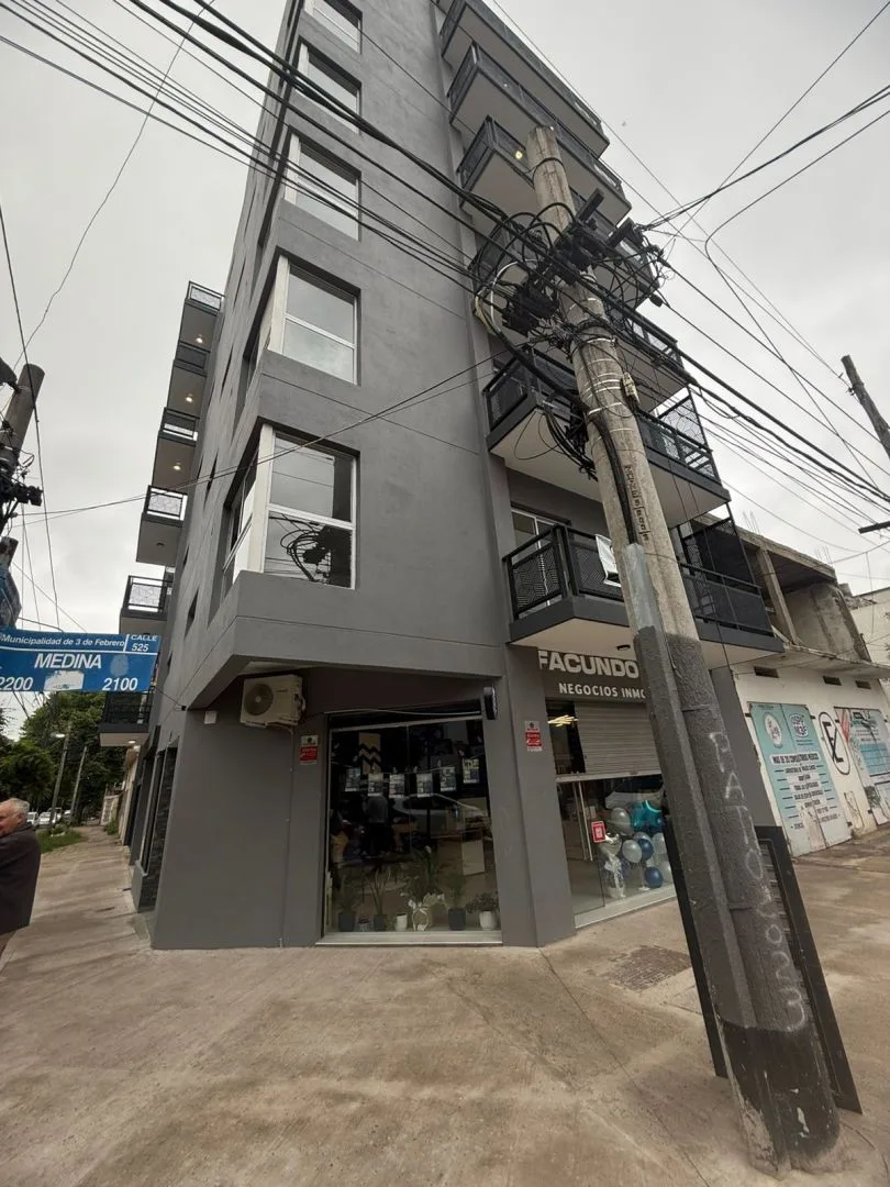 Semipiso de 2 ambientes a estrenar en Caseros, Tres de Febrero
