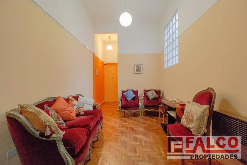 Departamento de 3 ambientes en planta baja en Parque Chacabuco