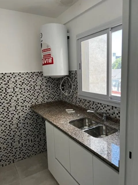 Apartment with 2 bedrooms and balcony in Caseros, Tres de Febrero