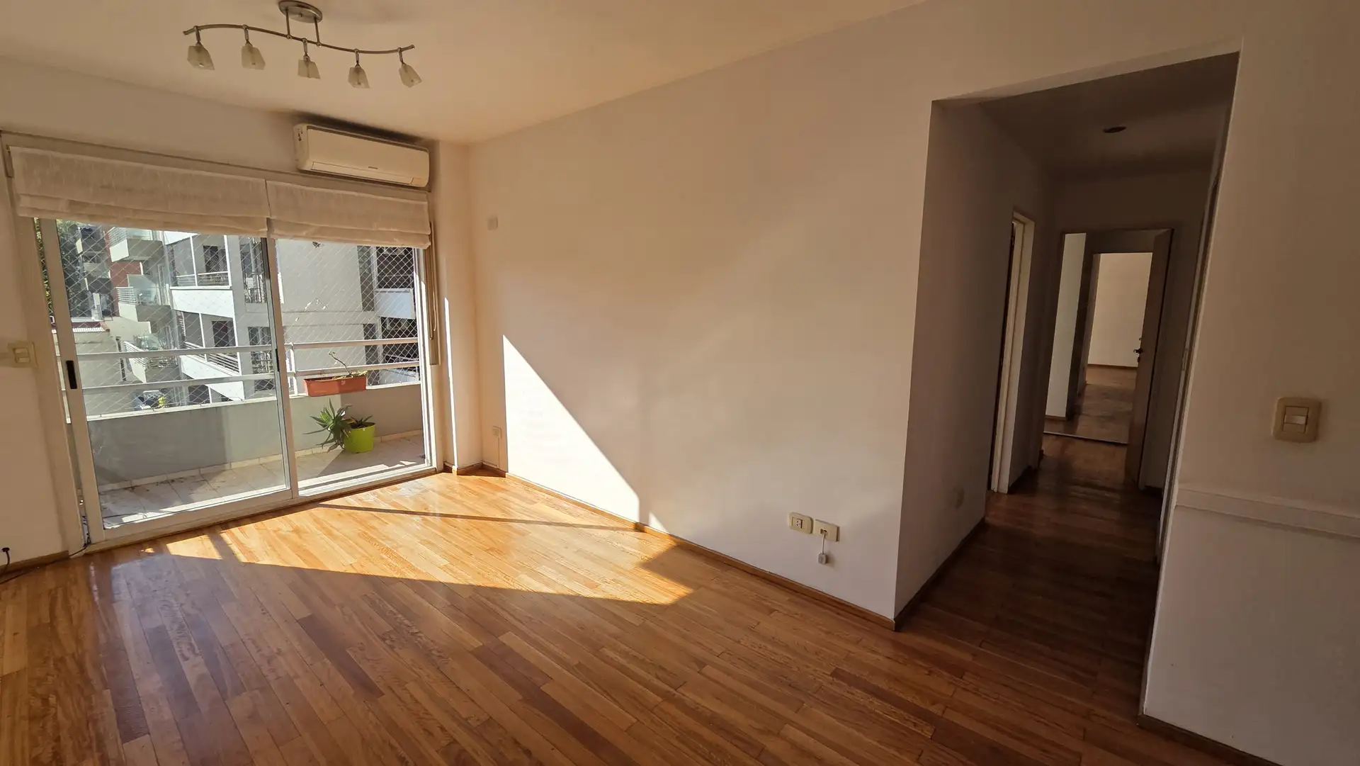 Квартира с 2 спальнями без мебели в Saavedra