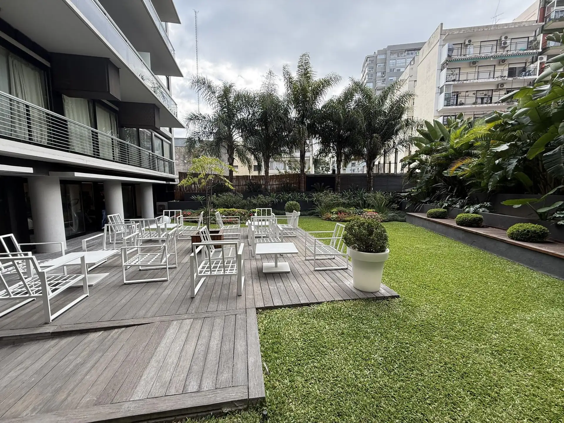 Двухкомнатная квартира с балконом в Villa Urquiza