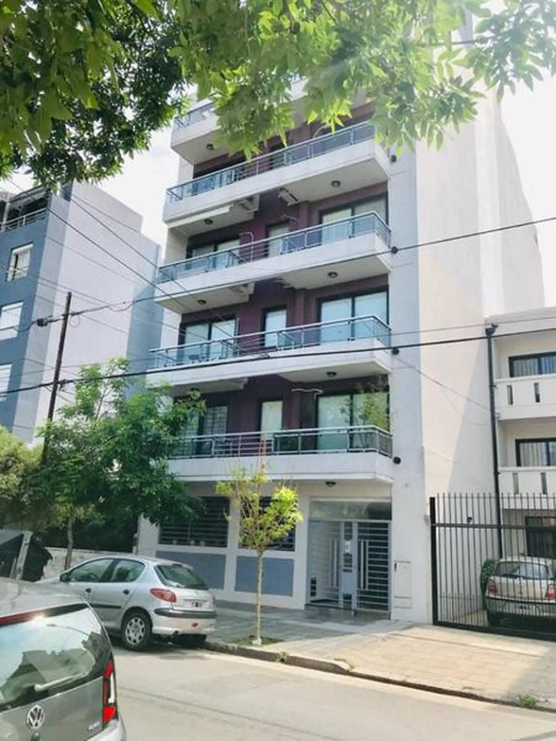 Kitnet divisível com varanda em Saavedra, 4º andar