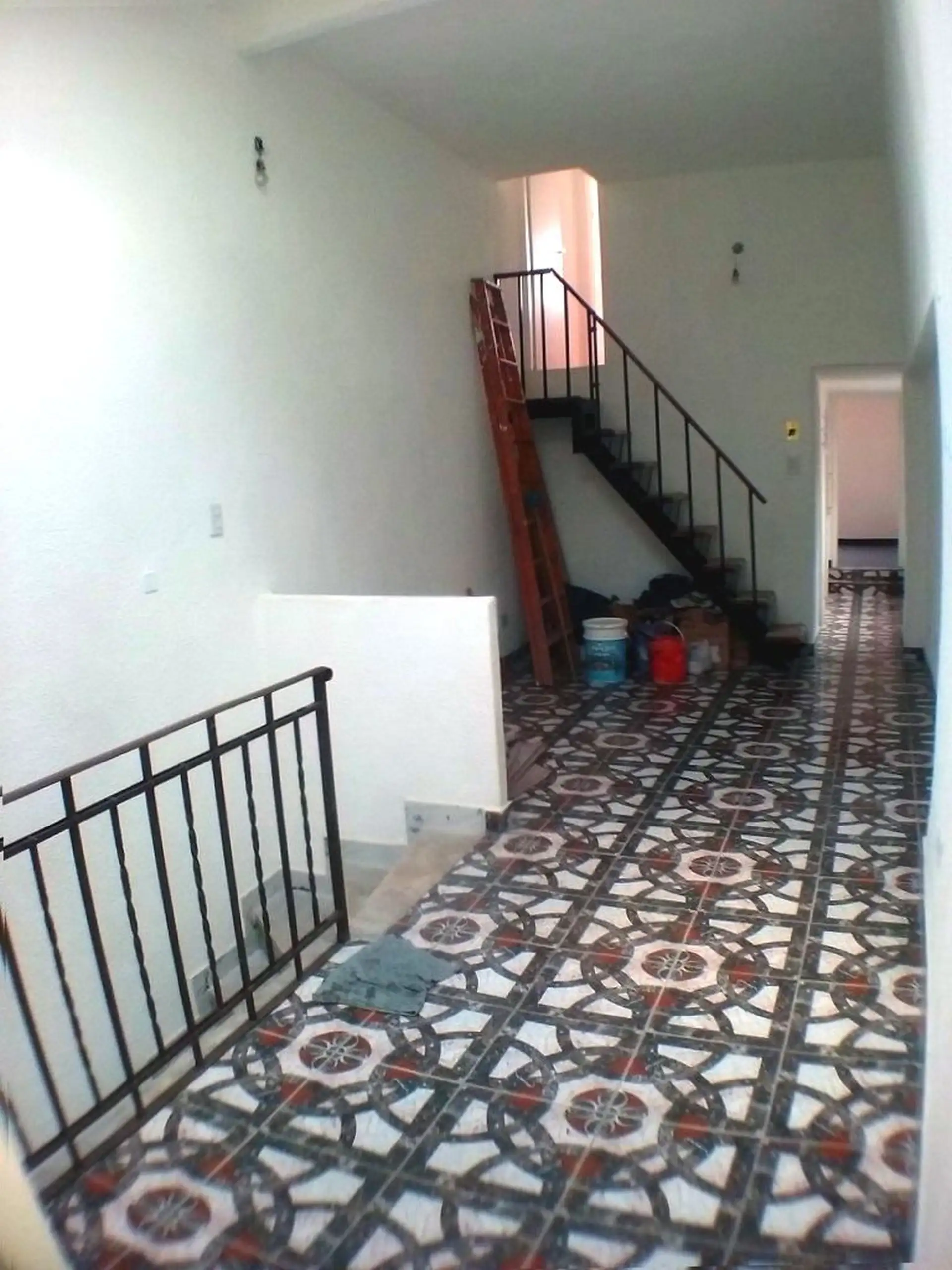 Four-bedroom PH in Flores with two terraces