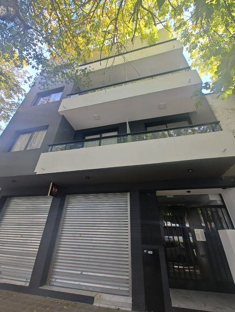 Квартира-студия с балконом в La Plata
