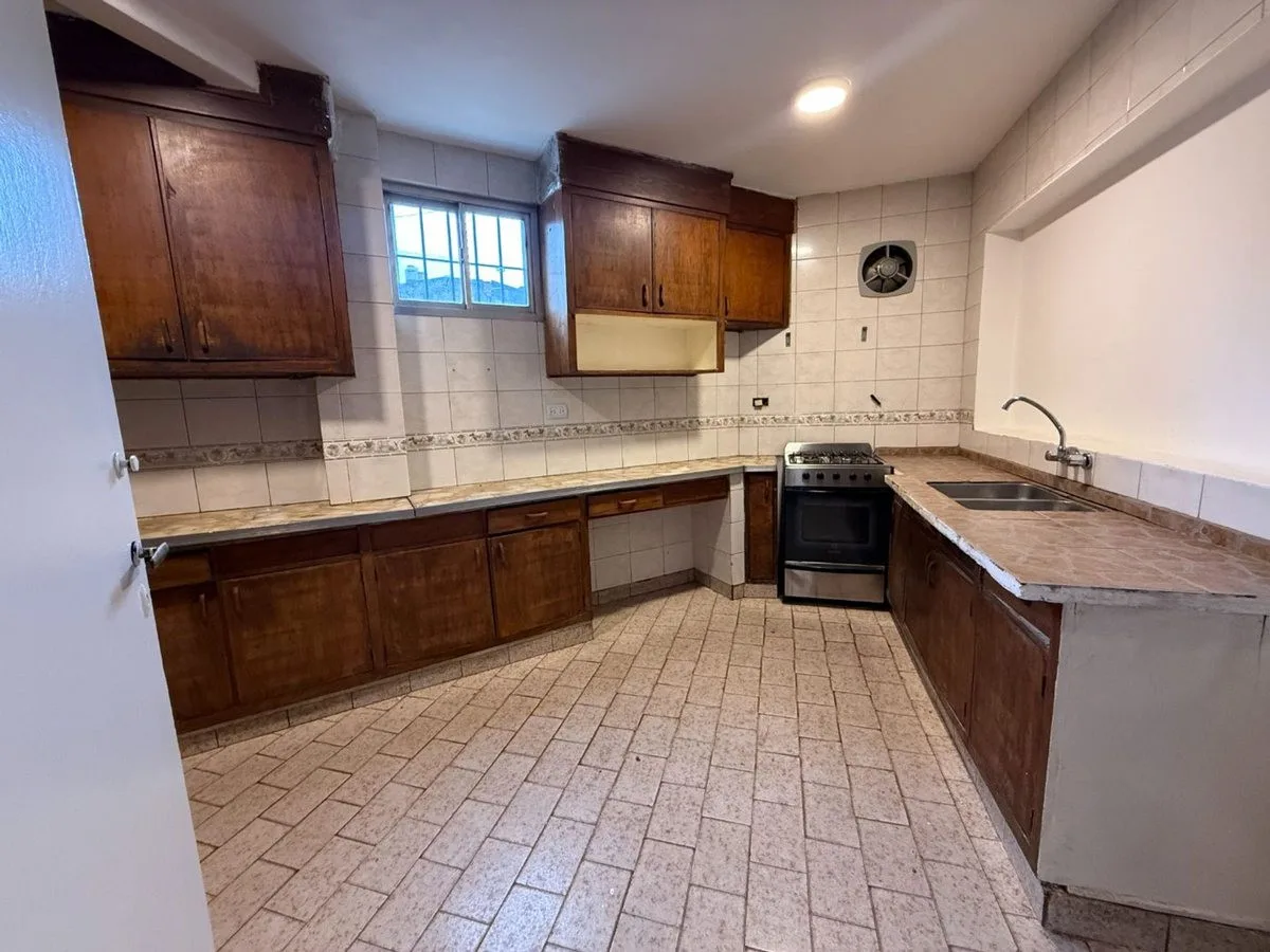 Three-bedroom house in Villa General Mitre