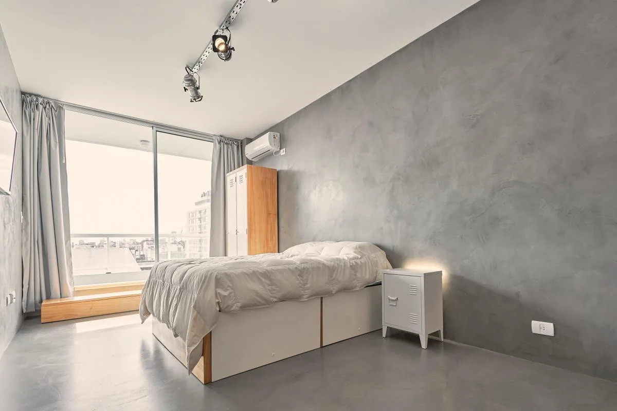 Студия с мебелью в Monserrat, временная аренда