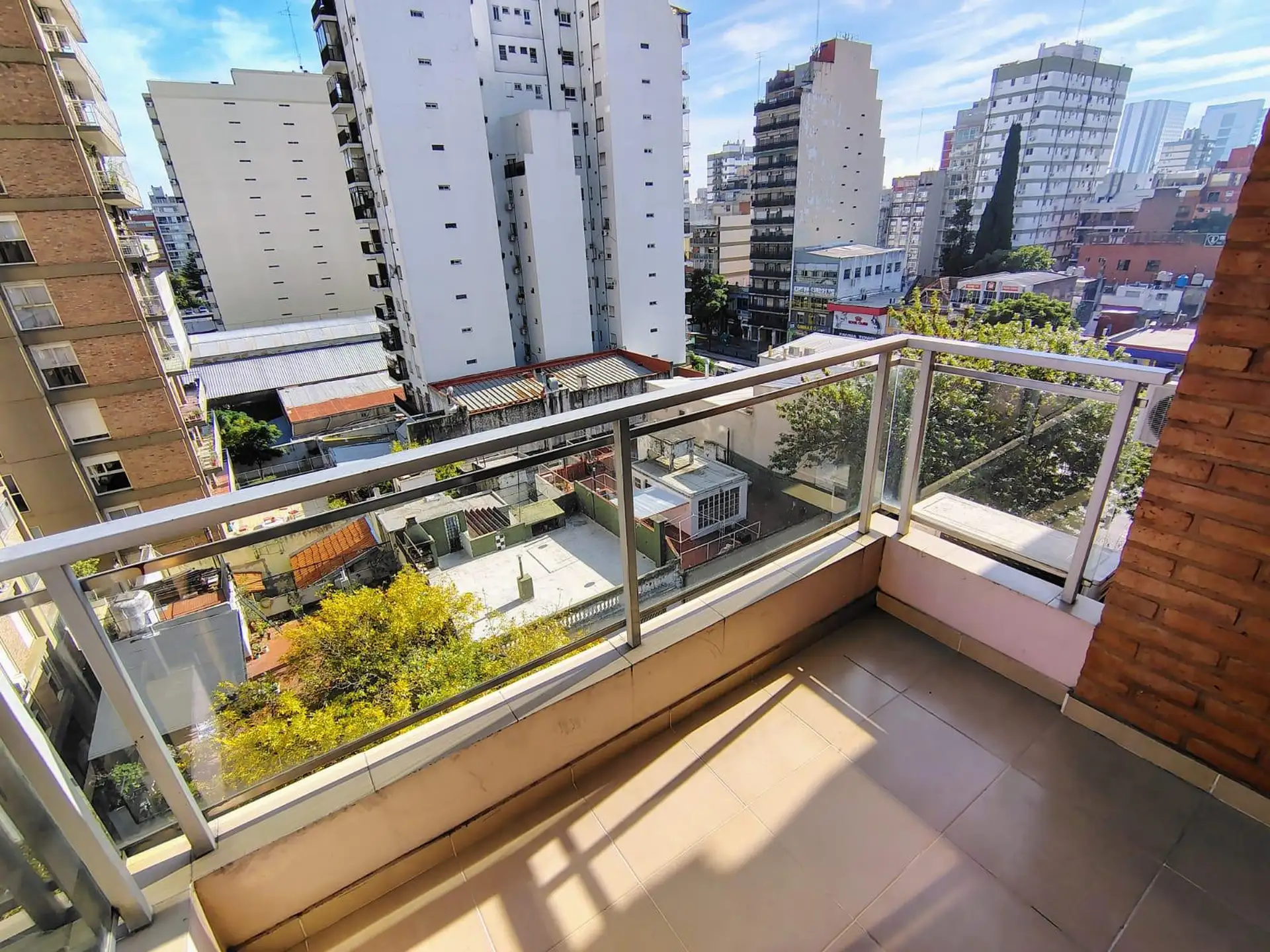 Furnished one-bedroom apartment in Núñez with balcony