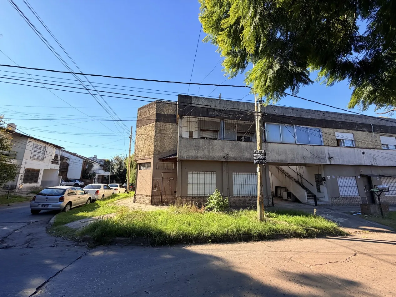 Departamento de 3 ambientes en Castelar Sur, Morón