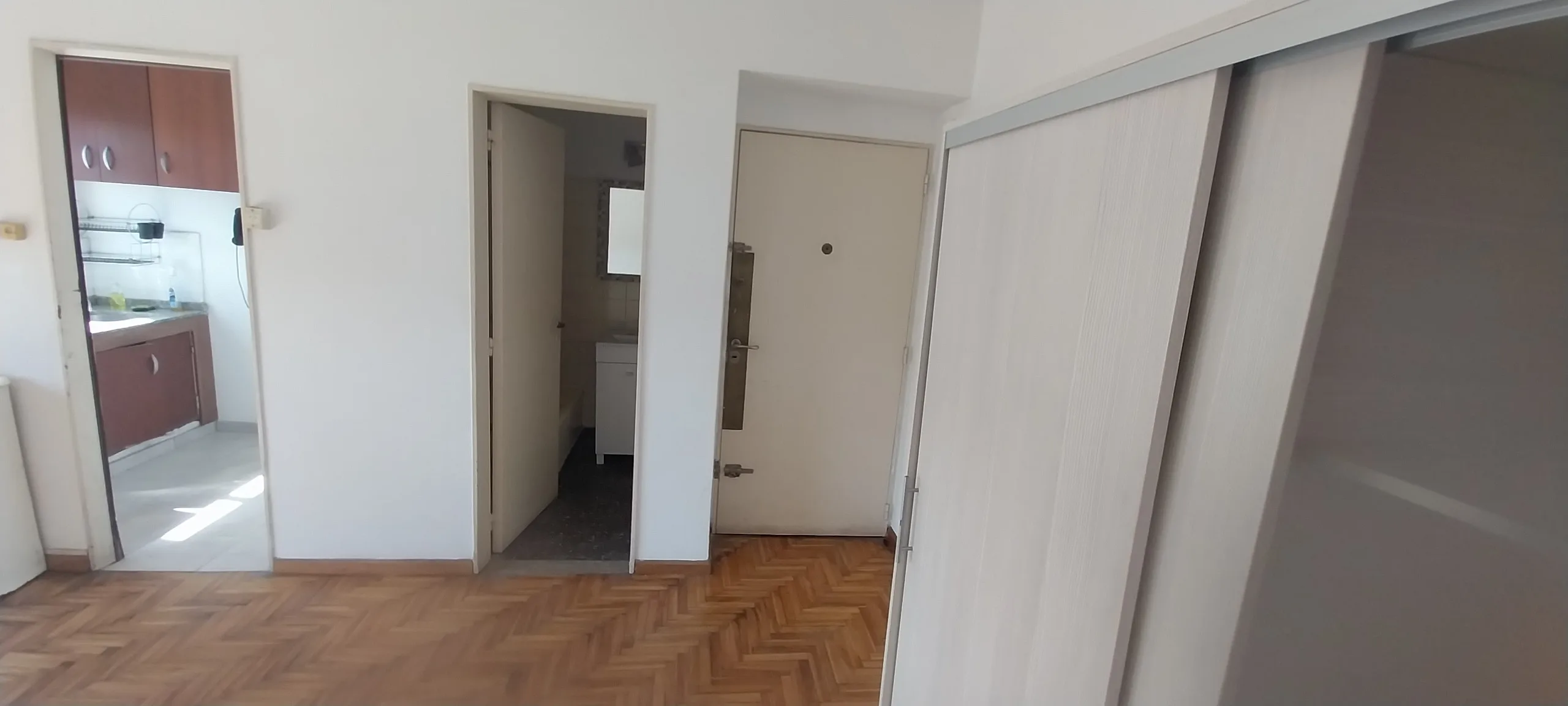 Квартира-студия с мебелью не указана в Constitución