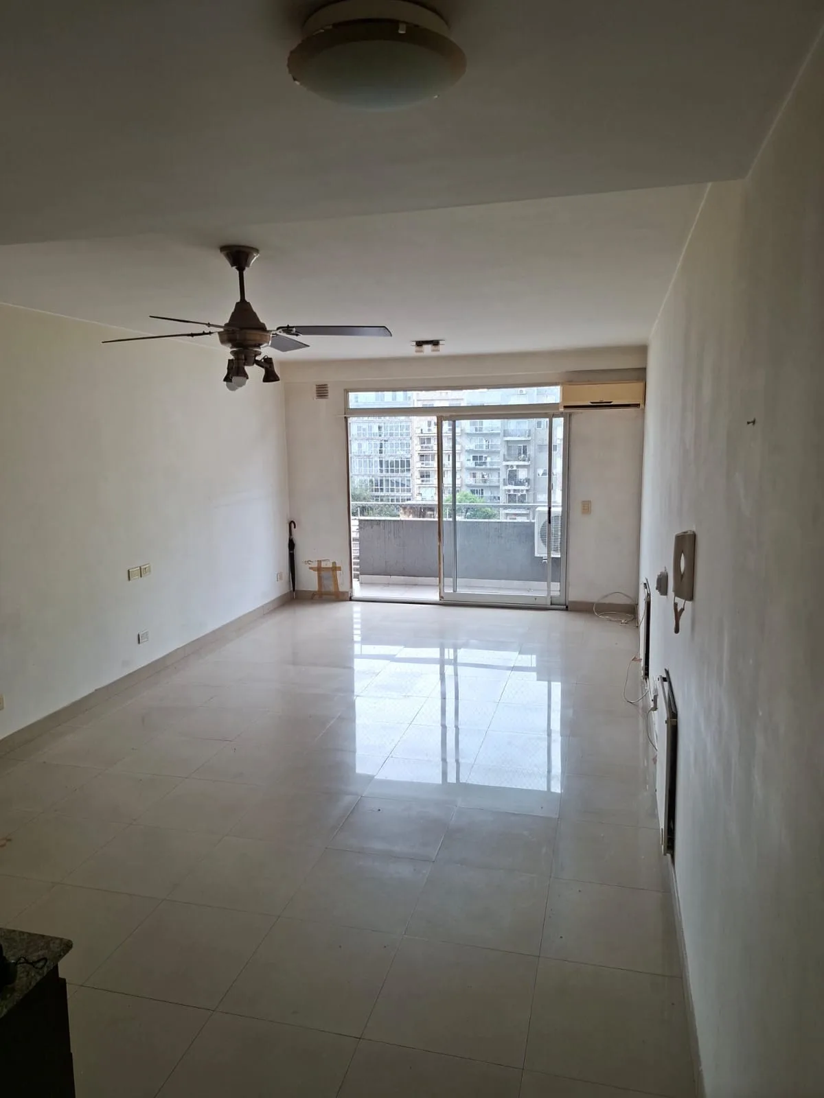 Departamento de 2 ambientes en Parque Chacabuco con balcón