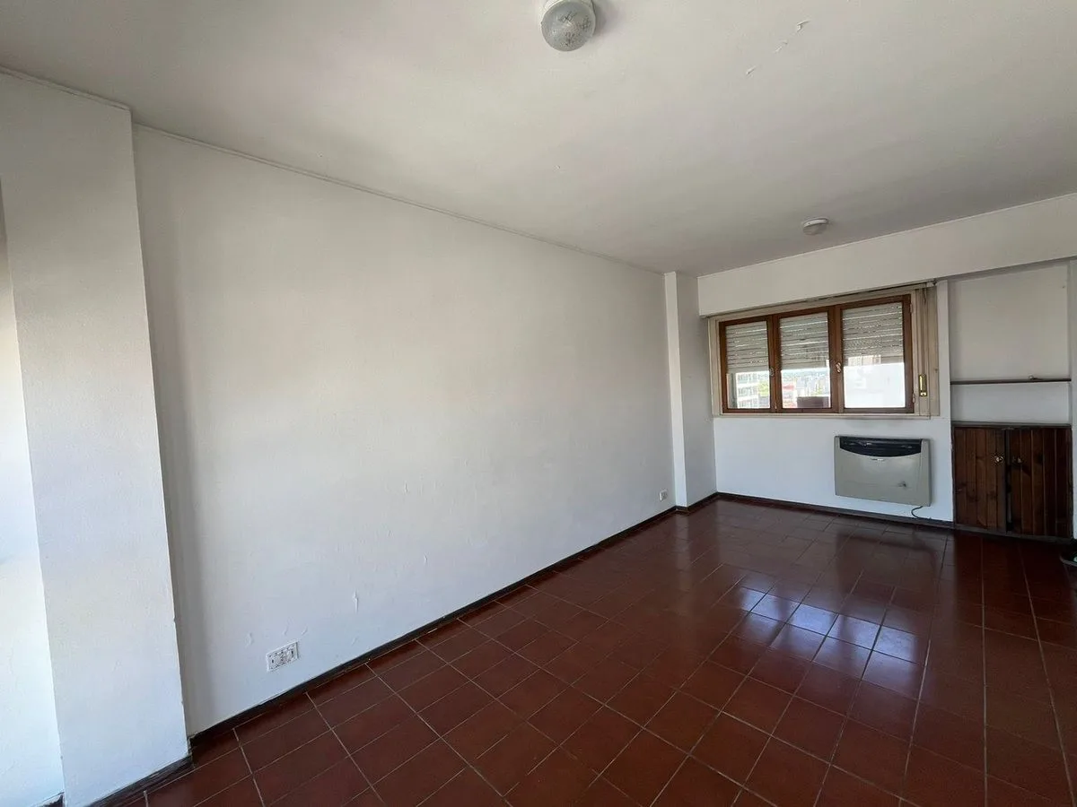 Apartamento de 2 dormitórios para alugar em La Plata