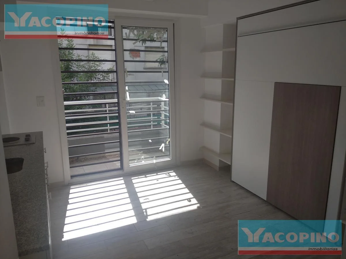 Studio apartment in Flores