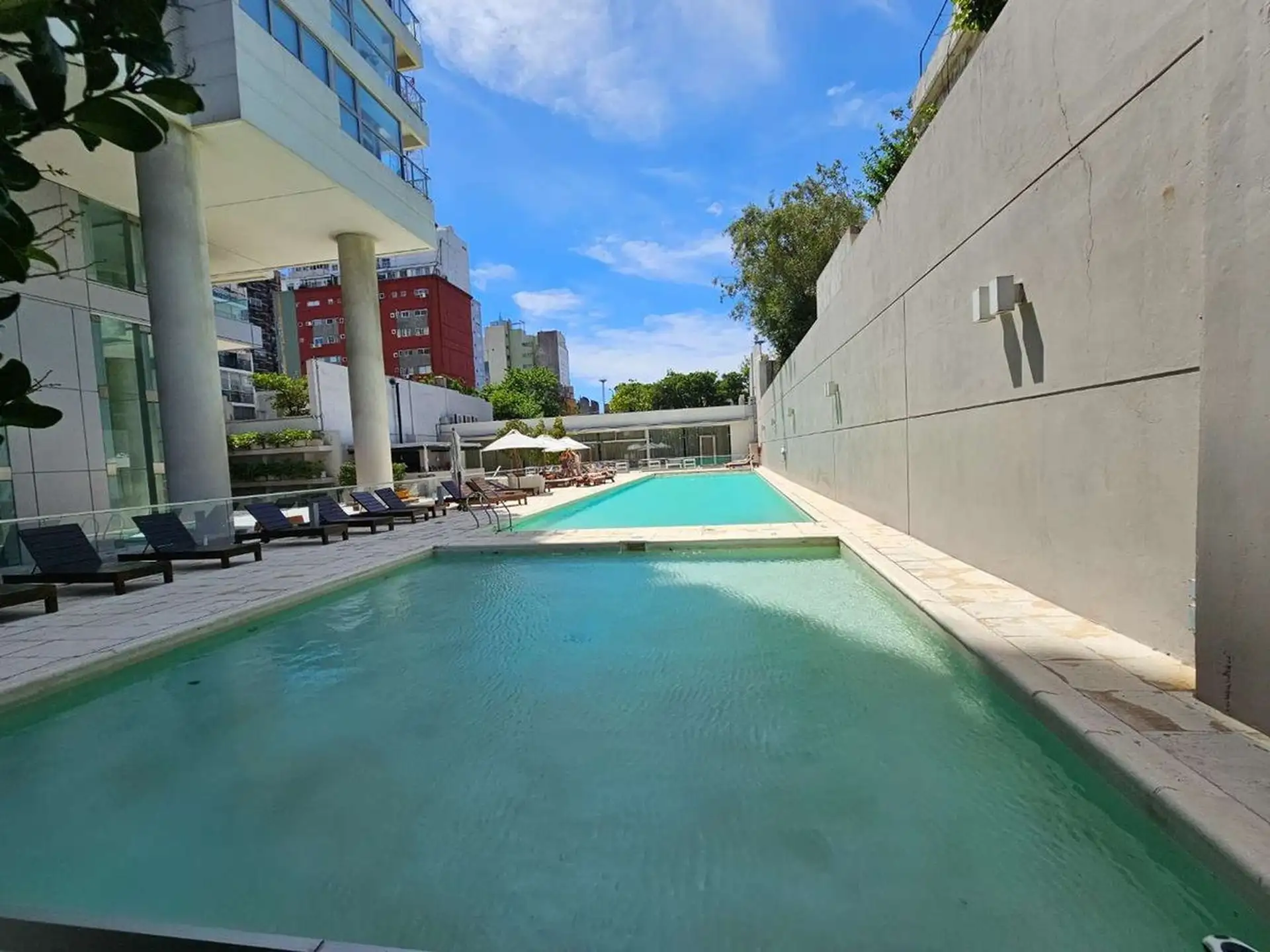 Two-room apartment with balcony in Núñez