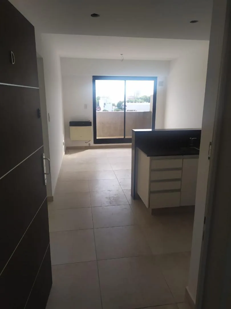 Apartamento de 3 ambientes para alugar em Villa General Mitre