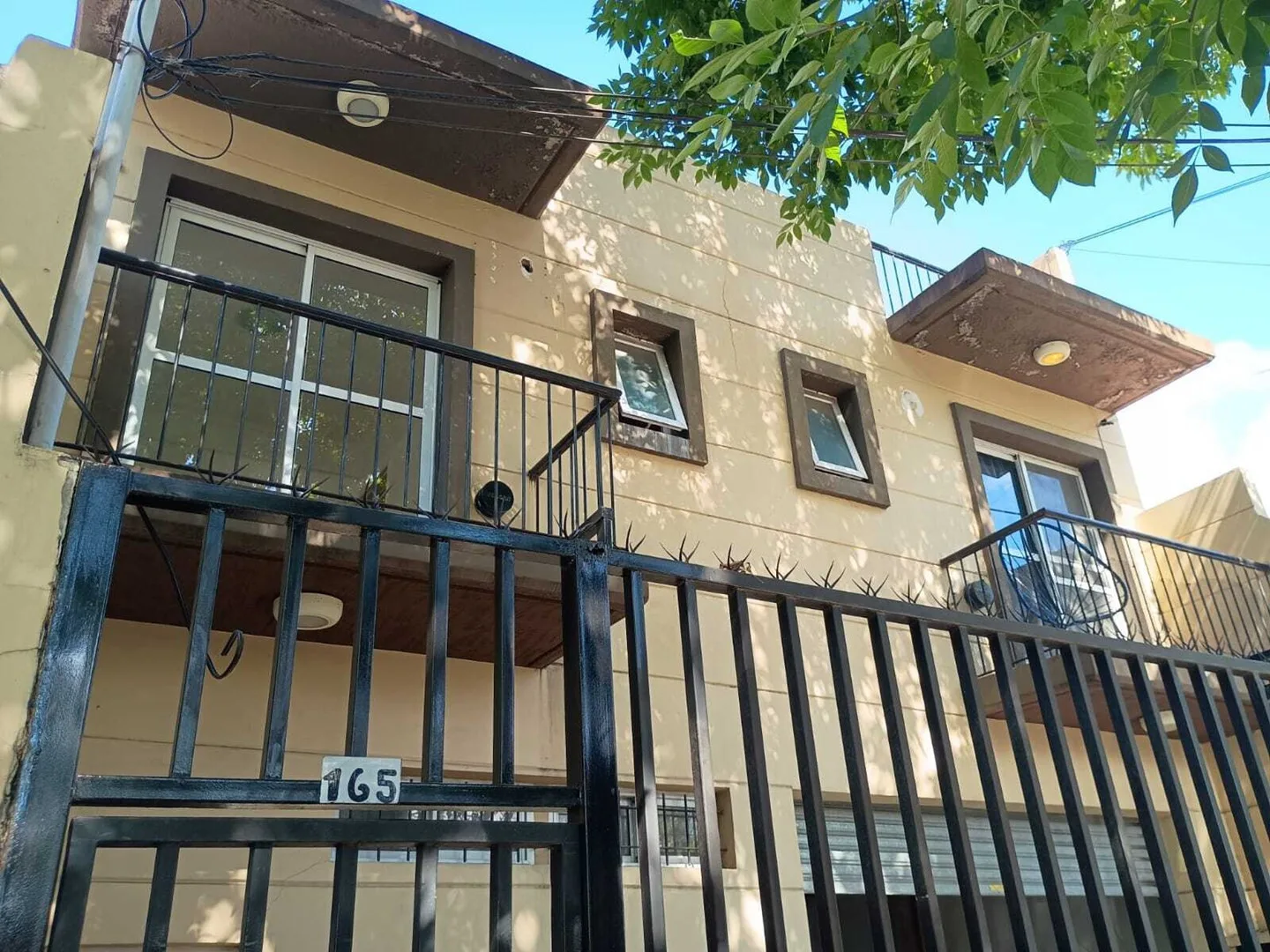 Departamento monoambiente con balcón al frente en San Fernando