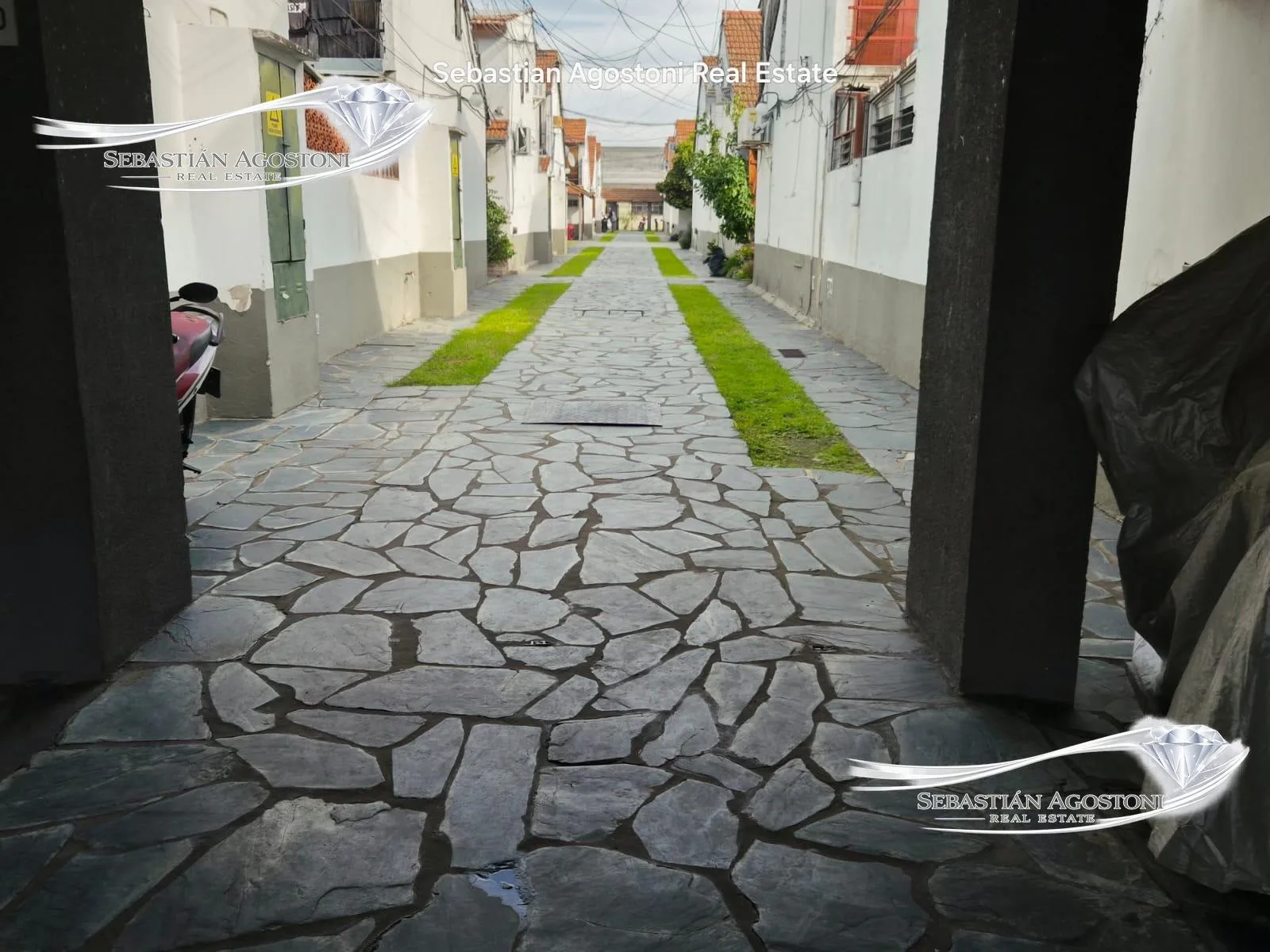 PH de 3 ambientes con balcón terraza en Castelar Sur