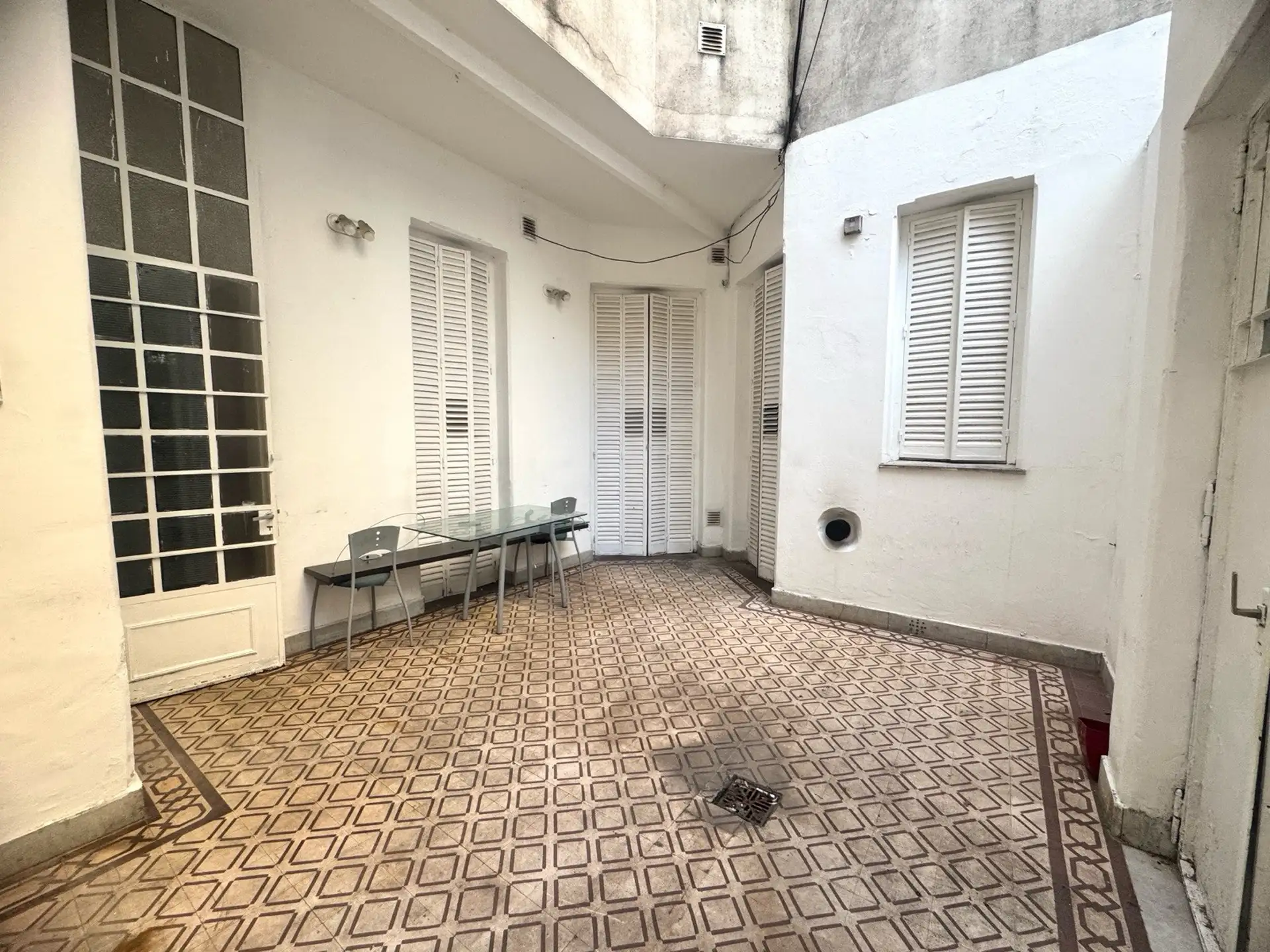 PH de três ambientes com dois pátios em Villa Crespo