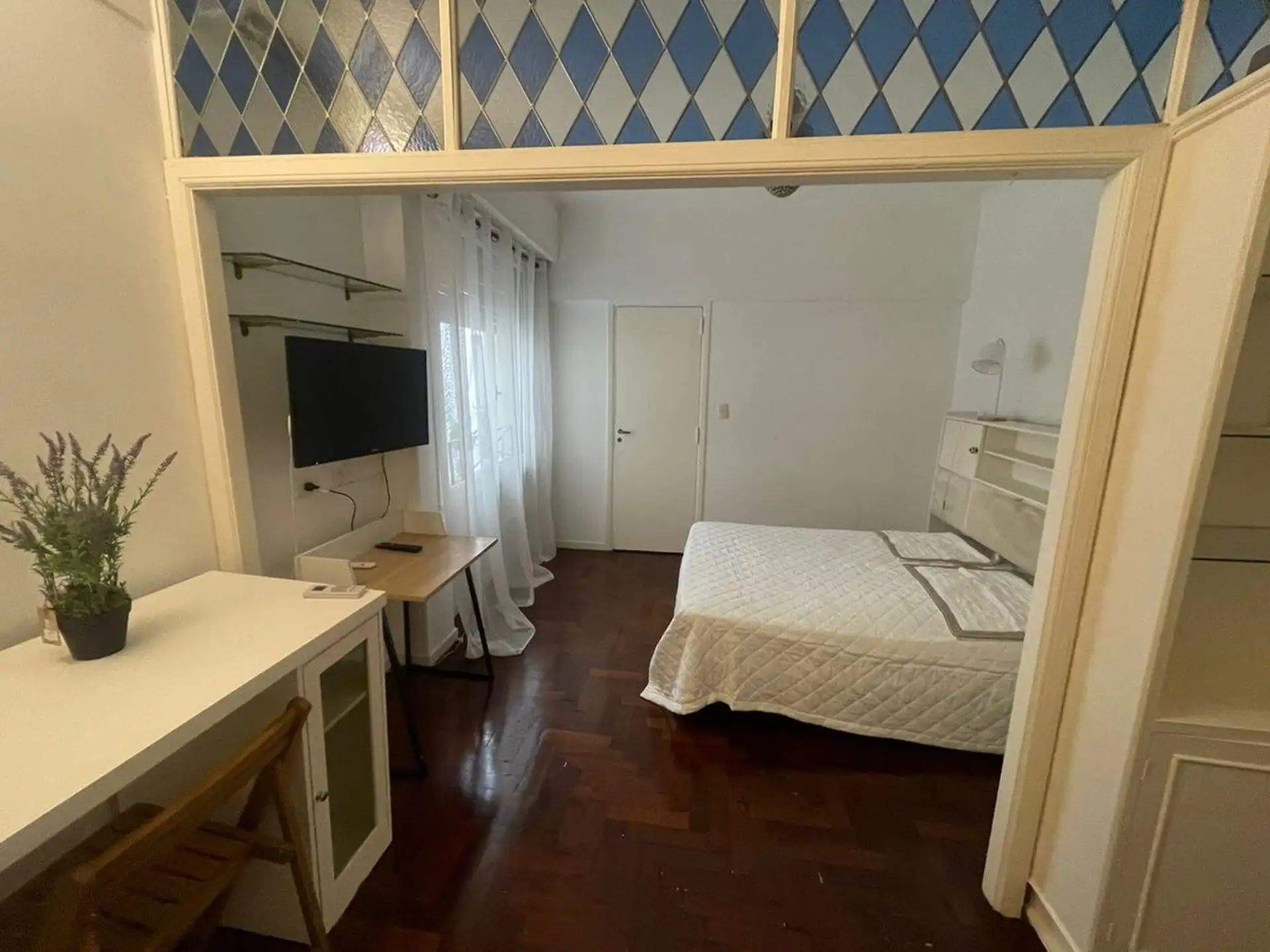 Furnished studio apartment in Recoleta